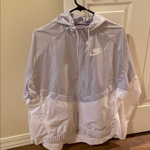 Nike Women’s Windbreak